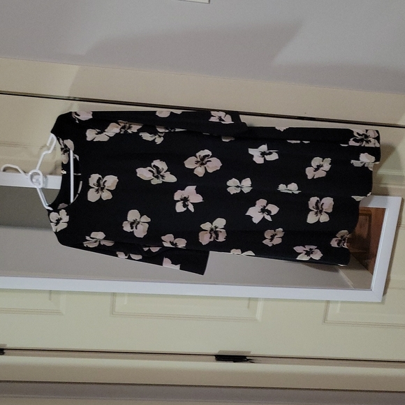 🌿2 for $32 Tommy hilfinger dress well loved - Picture 1 of 4